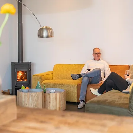Luxury With Sauna For 12 *