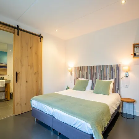 بيت للعطل Luxury With Sauna For 12 *