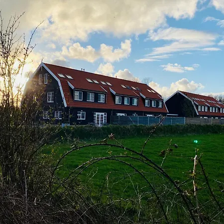 Luxury With Sauna For 12 Semesterbostad Den Burg